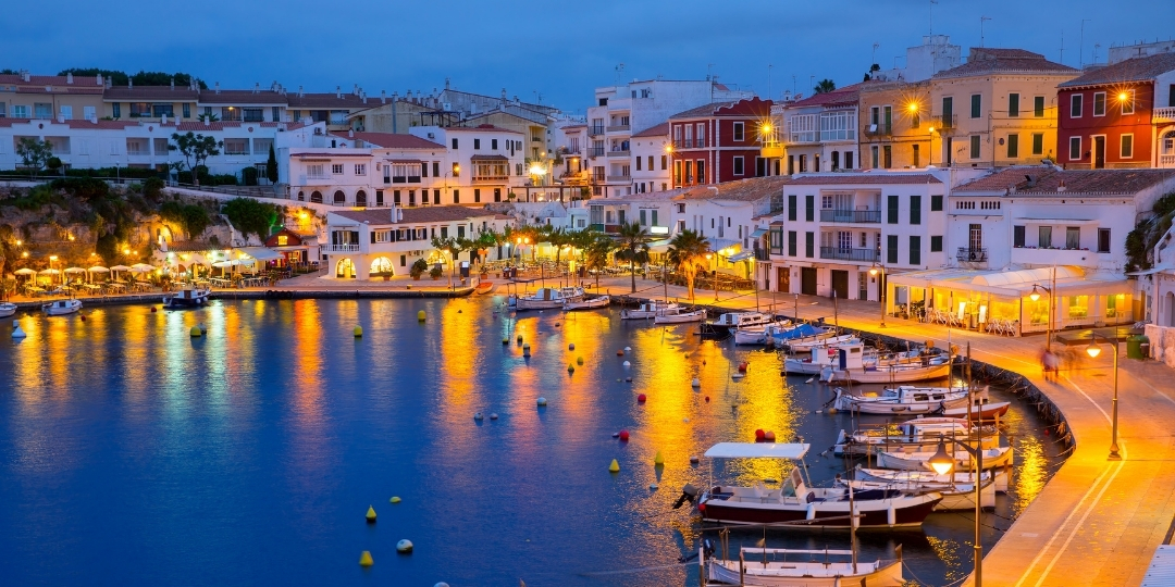 Transfers within the Port of Mahón